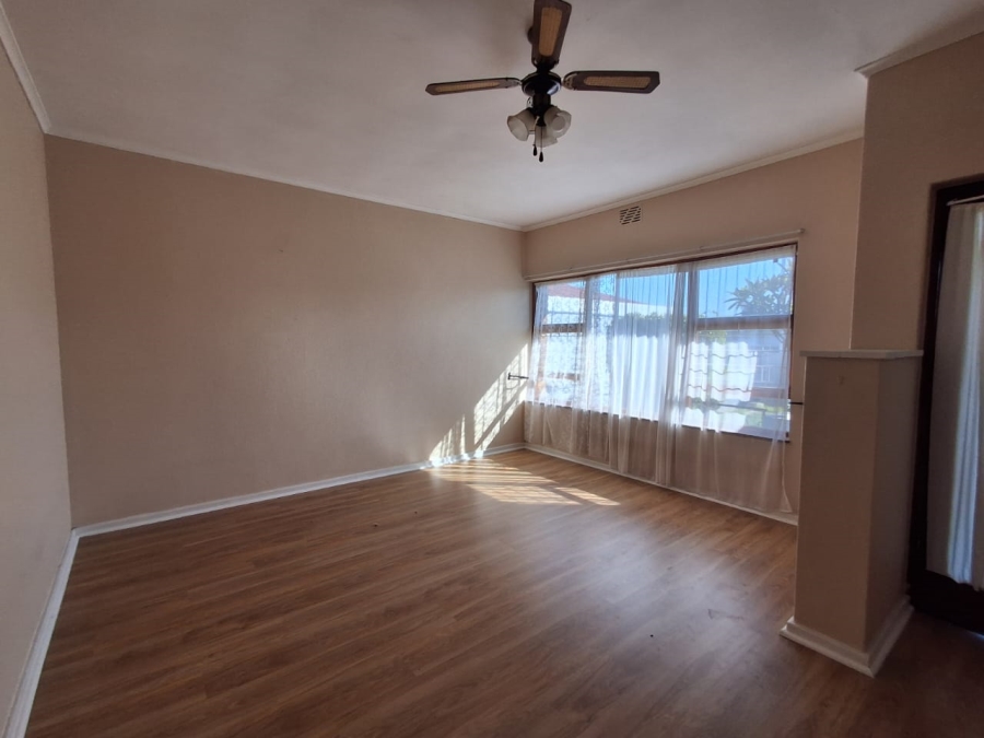 3 Bedroom Property for Sale in Churchill Estate Western Cape